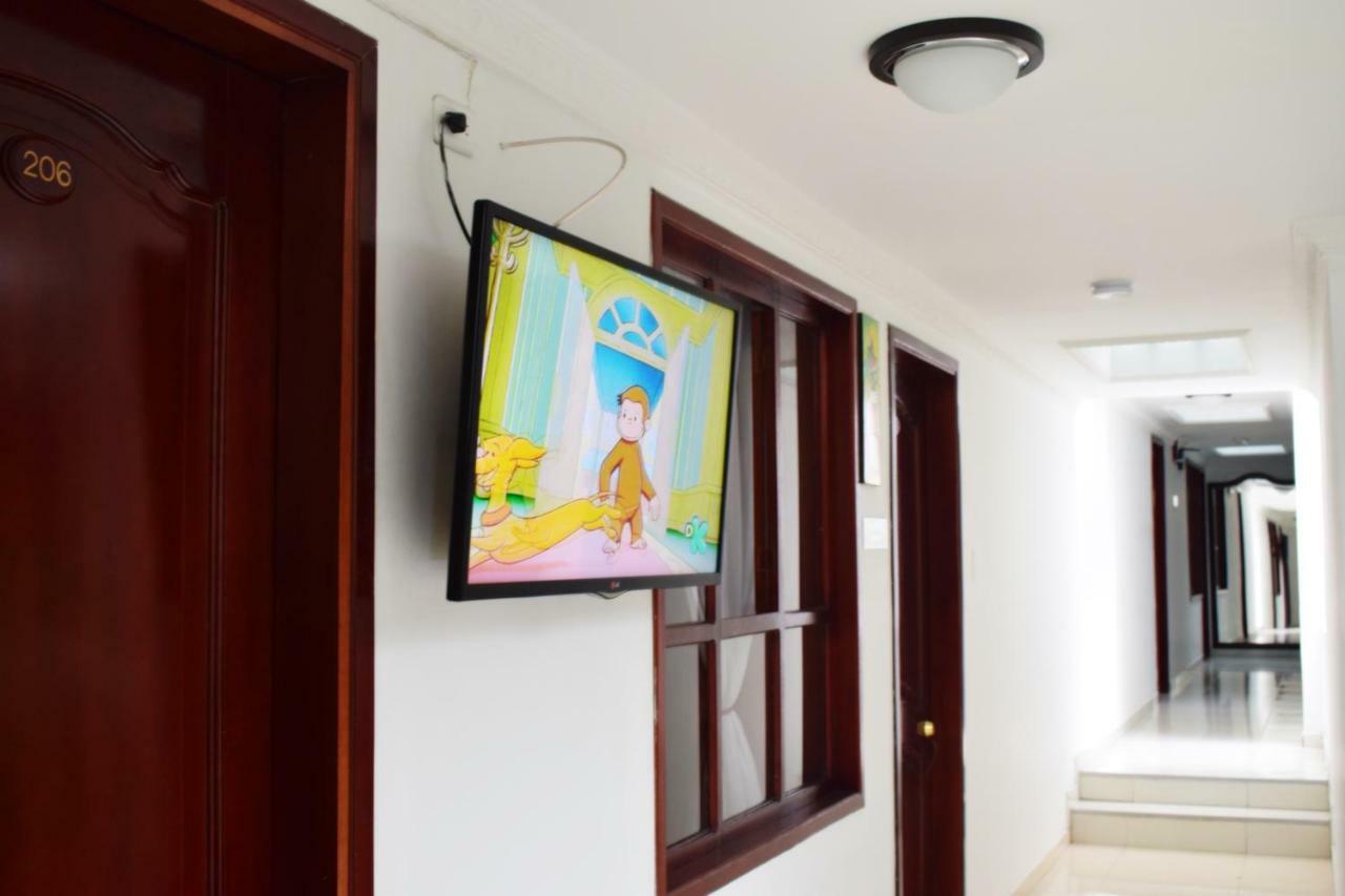 Hotel Londres Pasto Ngoại thất bức ảnh