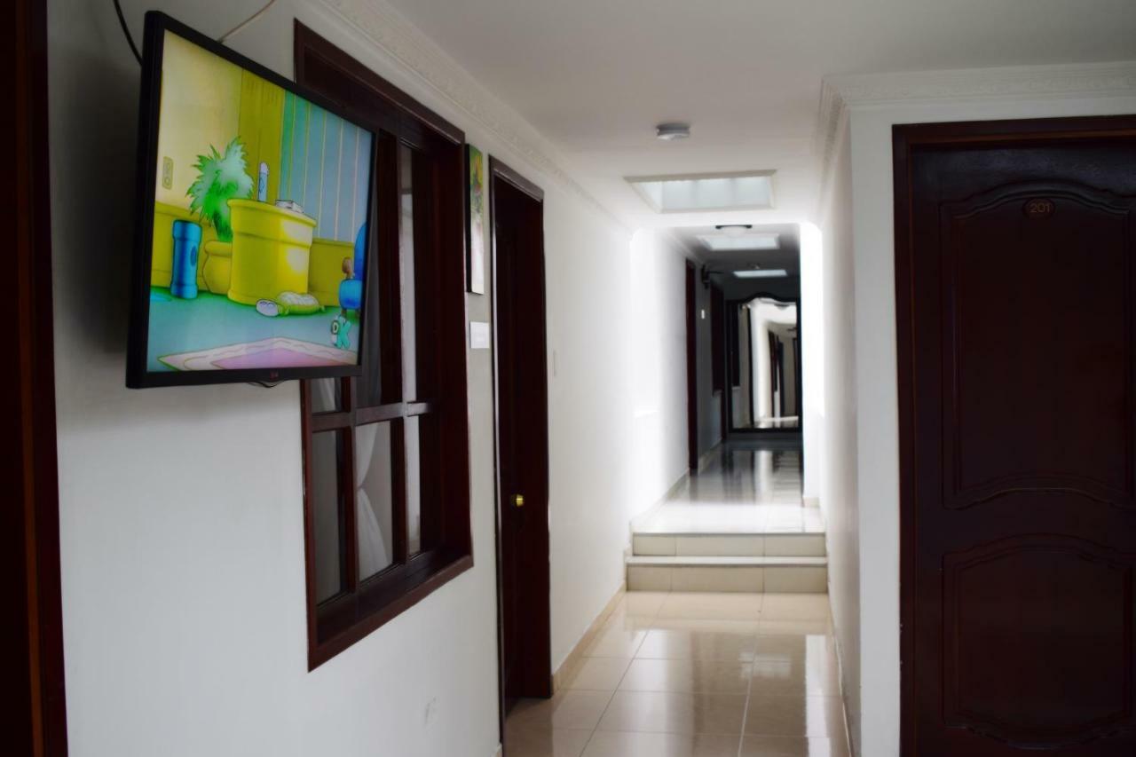 Hotel Londres Pasto Ngoại thất bức ảnh
